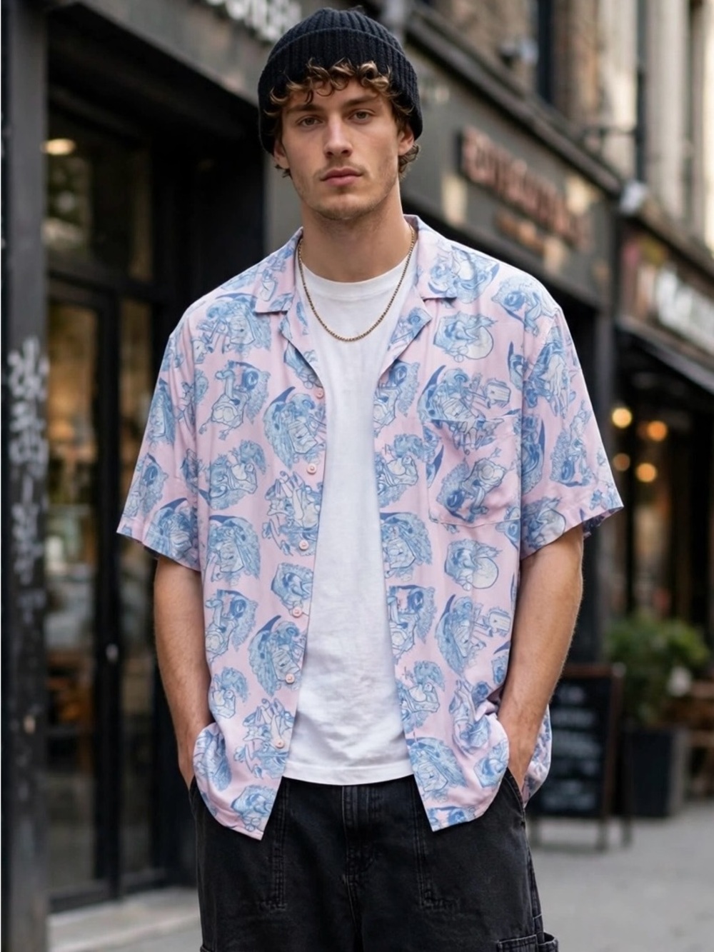 H&M Pink Short-Sleeve Button-Down Pink-Blue Sponge Bob Streetwear Casual Wear.
